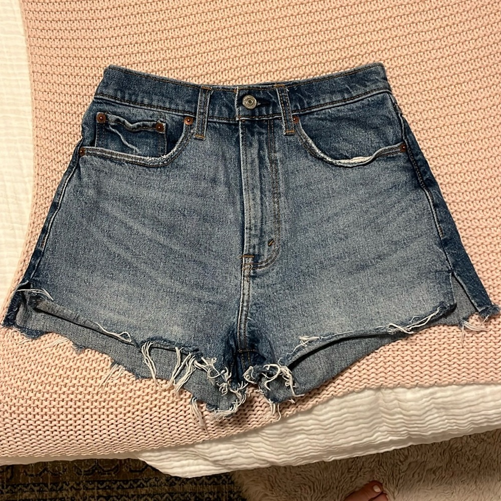 Women’s Abercrombie jean shorts